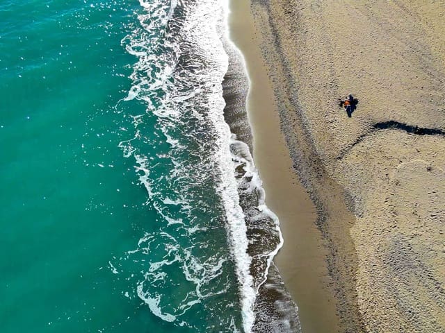 2 slaapkamer Appartement te koop in Puerto de Estepona, Estepona met zwembad garage - € 365.000 (Ref: 9604561)