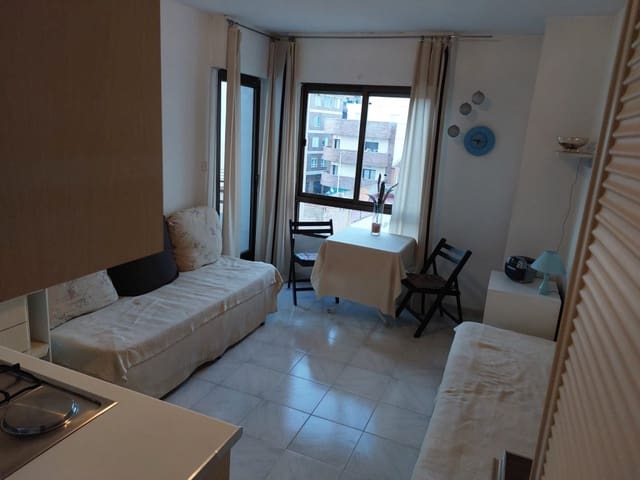 Apartment zu verkaufen in Puerto Deportivo, Torrevieja - 69.000 € (Ref: 9614533)