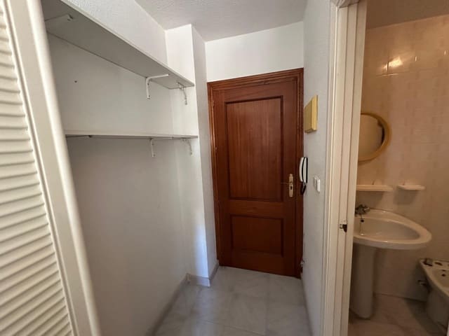 Appartement à vendre à Puerto Deportivo, Torrevieja - 69 000 € (Ref: 9614533)