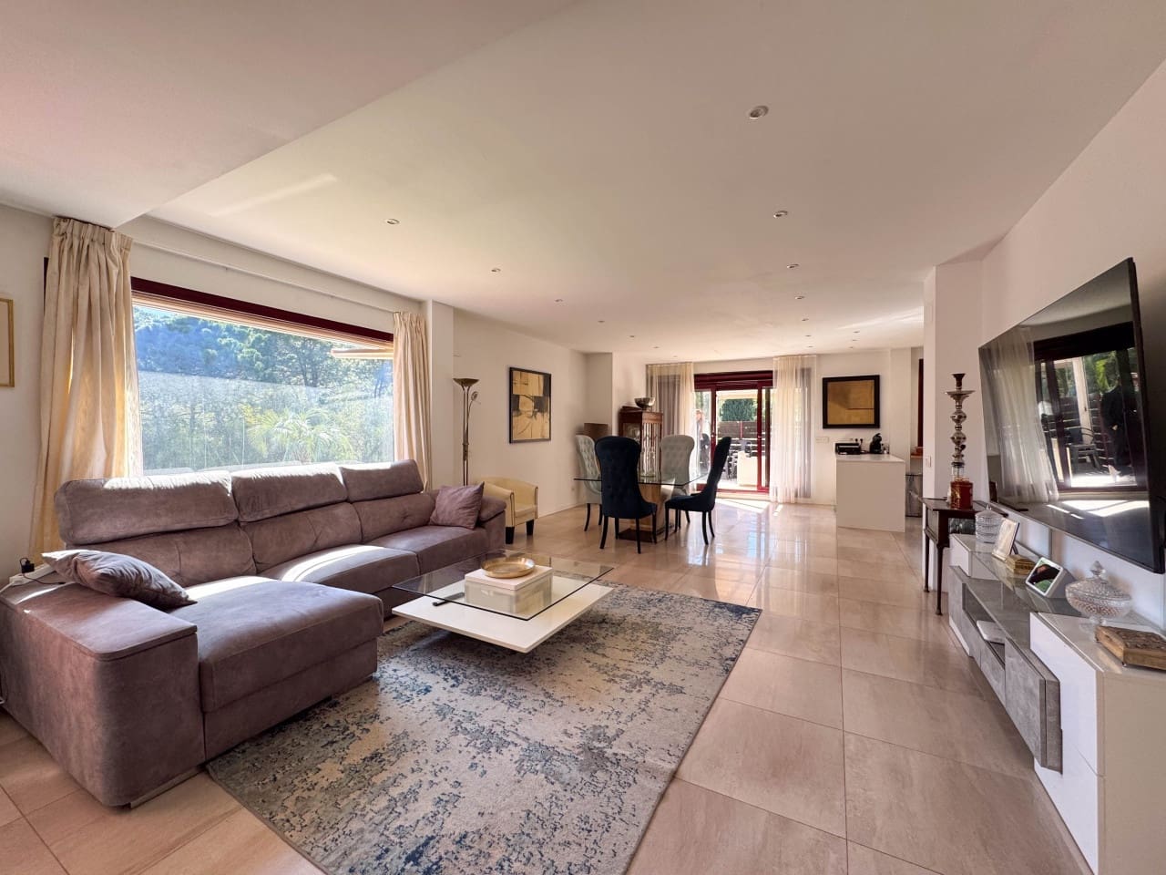 5 slaapkamer Villa te koop in Benahavis met zwembad garage - € 635.000 (Ref: 9625147)