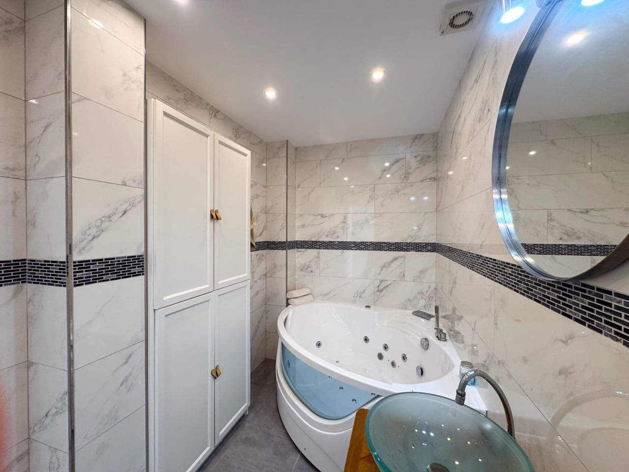 5 slaapkamer Villa te koop in Benahavis met zwembad garage - € 635.000 (Ref: 9625147)