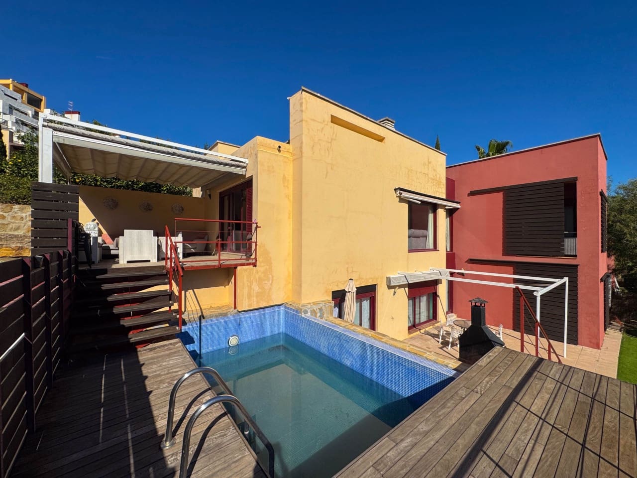 5 slaapkamer Villa te koop in Benahavis met zwembad garage - € 635.000 (Ref: 9625147)