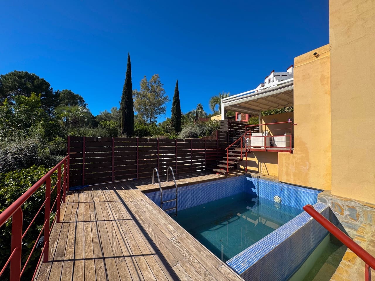 5 slaapkamer Villa te koop in Benahavis met zwembad garage - € 635.000 (Ref: 9625147)