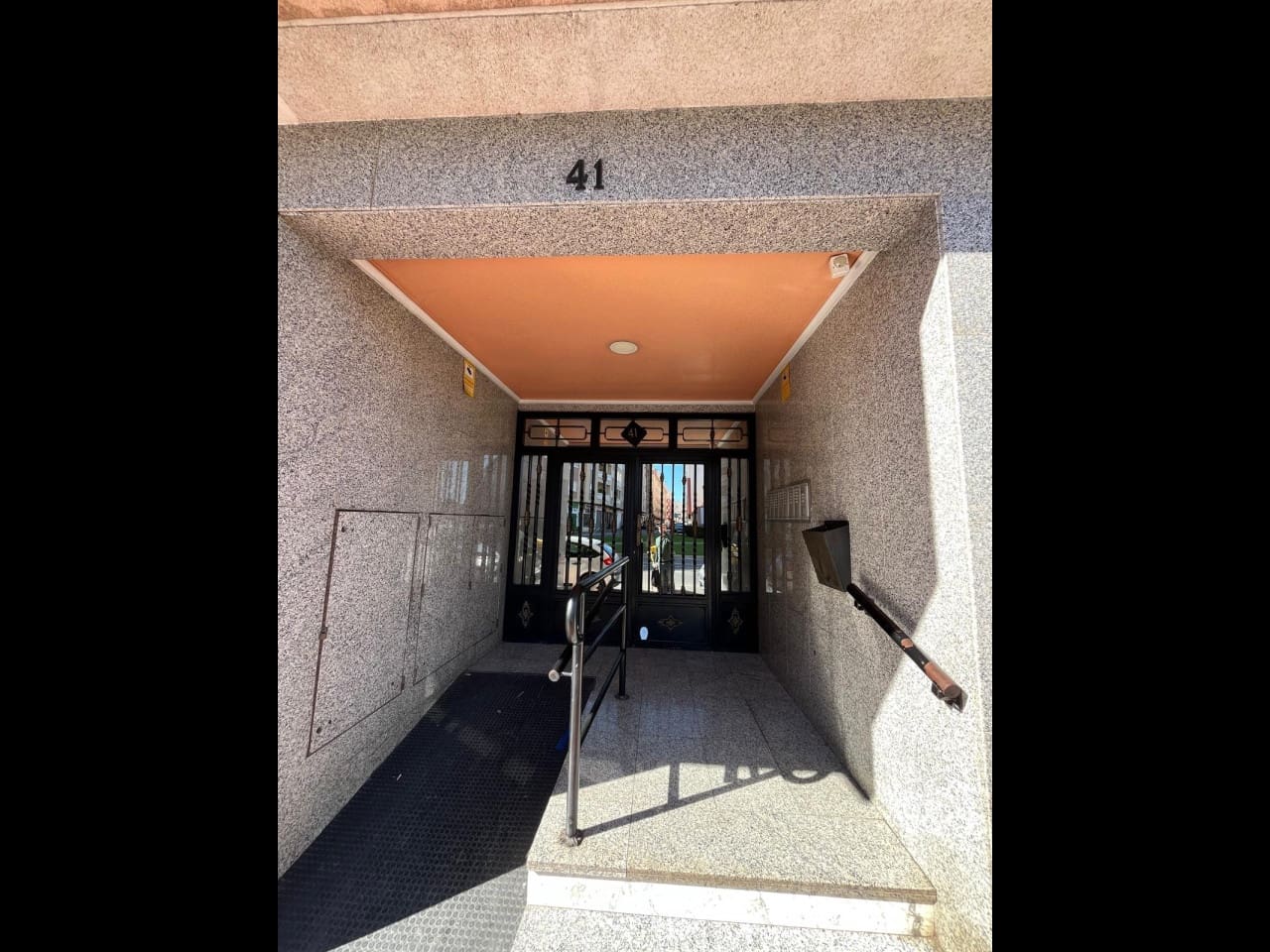 2 sypialnia Apartament na sprzedaż w Torrevieja z basenem - 125 000 € (Ref: 9626990)