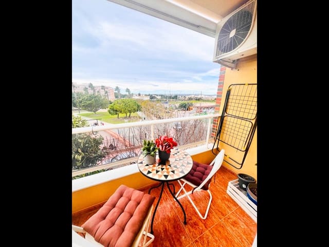 1 quarto Apartamento para venda em Puerto Deportivo, Torrevieja - 139 000 € (Ref: 9629256)