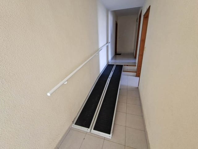 2 quarto Apartamento para venda em Centro - Muelle Pesquero, Torrevieja - 188 000 € (Ref: 9629257)