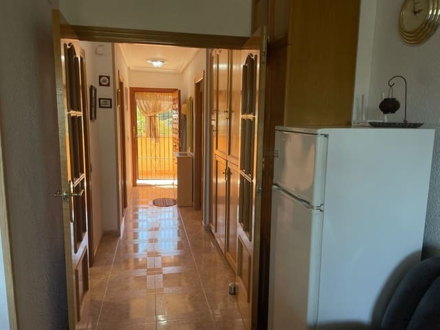 2 bedroom Apartment for sale in El Moncayo - El Pòrtic, Guardamar del Segura with pool garage - € 139,900 (Ref: 9635086)
