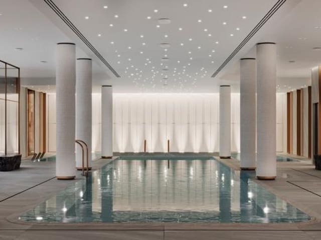 Komercyjne na sprzedaż w Los Frutales, Torrevieja z basenem - 786 300 € (Ref: 9645780)