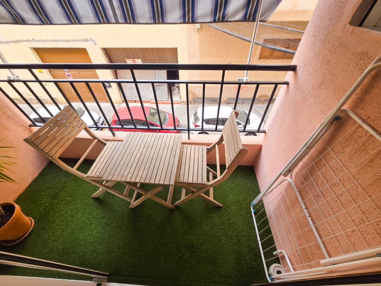 Apartment zu verkaufen in Torrevieja mit Pool - 99.500 € (Ref: 9650823)