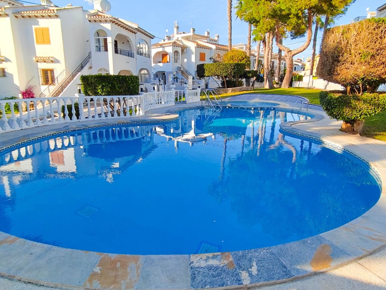 2 sovrum Villa till salu i Torrevieja med pool - 210 000 € (Ref: 9654307)