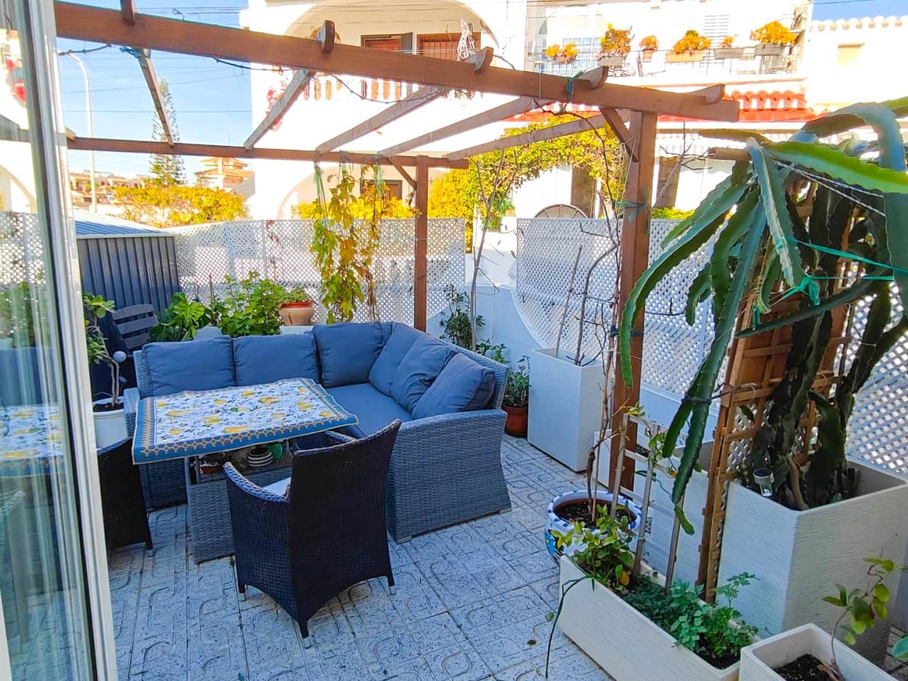 2 sovrum Villa till salu i Torrevieja med pool - 210 000 € (Ref: 9654307)