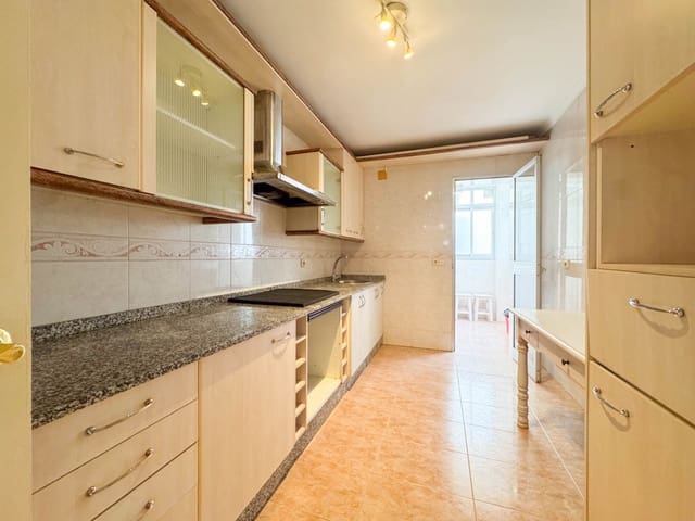 3 chambre Appartement à vendre à Playa de Fontanilla, Marbella avec piscine garage - 639 000 € (Ref: 9667009)