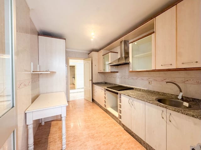 3 chambre Appartement à vendre à Playa de Fontanilla, Marbella avec piscine garage - 639 000 € (Ref: 9667009)