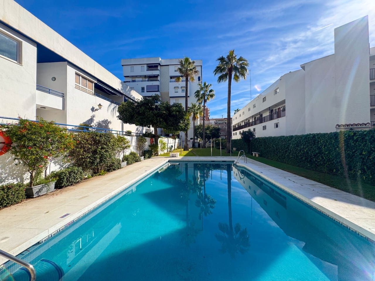3 chambre Appartement à vendre à Marbella avec piscine garage - 639 000 € (Ref: 9667009)