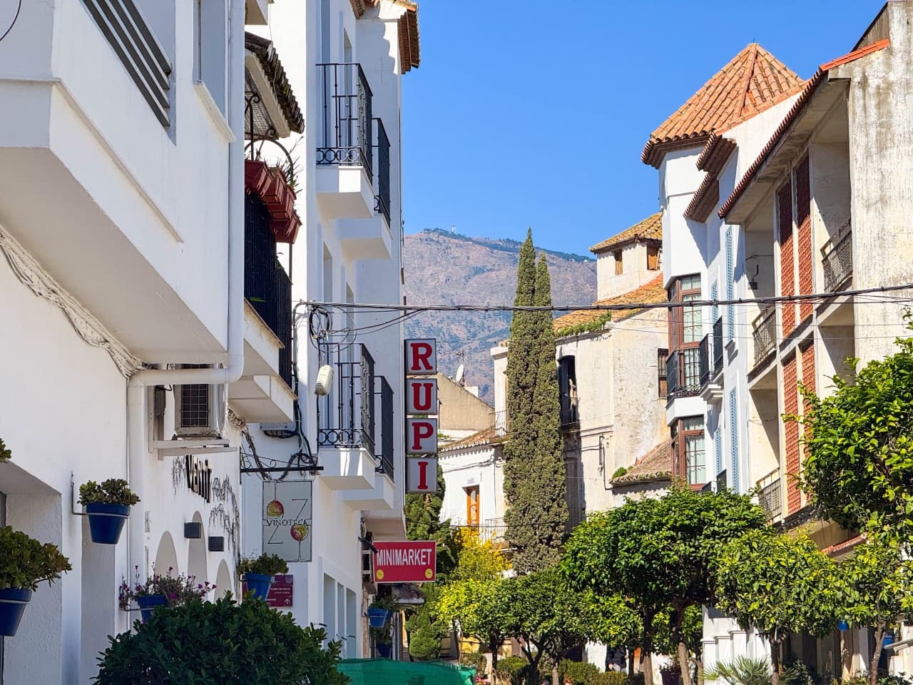 3 soverom Hus til salgs i Estepona - € 400 000 (Ref: 9669771)