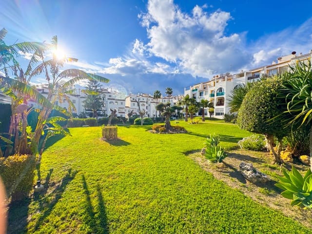 2 bedroom Apartment for sale in Cancelada, Estepona with pool garage - € 290,000 (Ref: 9669897)