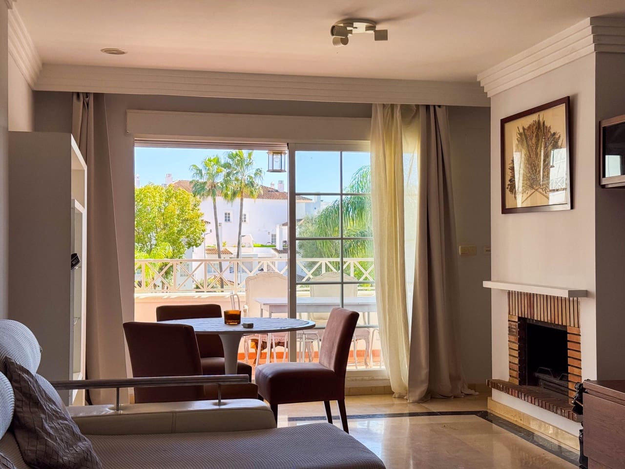 2 bedroom Apartment for sale in Marbella with pool garage - € 437,000 (Ref: 9669898)