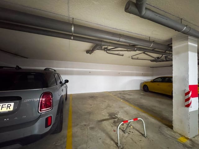 2 chambre Appartement à vendre à Río Real, Marbella avec piscine garage - 437 000 € (Ref: 9669898)