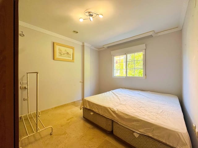 2 chambre Appartement à vendre à Río Real, Marbella avec piscine garage - 437 000 € (Ref: 9669898)