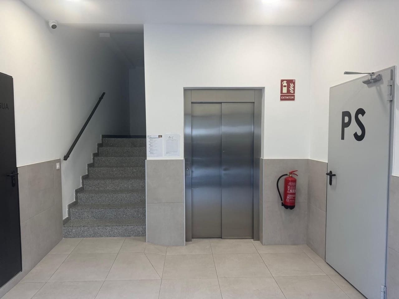 3 bedroom Apartment for sale in Alicante / Alacant city with pool garage - € 465,000 (Ref: 9671240)