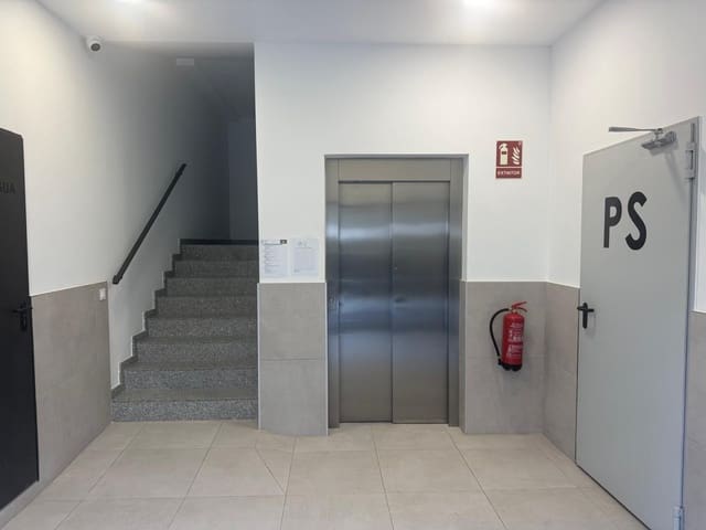 3 bedroom Apartment for sale in Garbinet - Parque de las Avenidas, Alicante / Alacant city with pool garage - € 465,000 (Ref: 9671240)