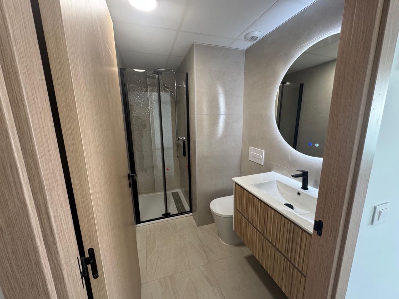 3 bedroom Apartment for sale in Alicante / Alacant city with pool garage - € 465,000 (Ref: 9671240)