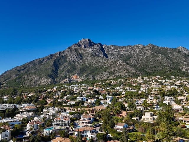 Terreno Não Urbanizado para venda em Sierra Blanca, Marbella - 2 285 000 € (Ref: 9679333)