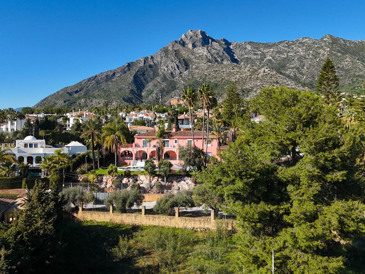 Terreno Não Urbanizado para venda em Marbella - 2 285 000 € (Ref: 9679333)