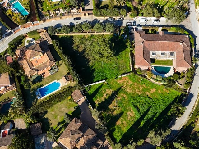 Terreno Não Urbanizado para venda em Sierra Blanca, Marbella - 2 285 000 € (Ref: 9679333)