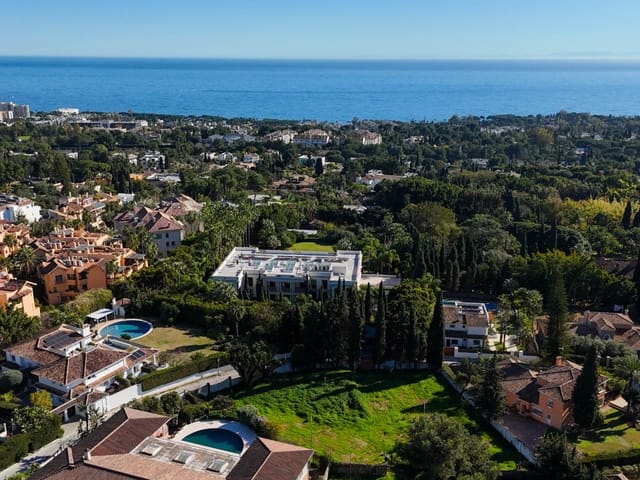 Terreno Não Urbanizado para venda em Sierra Blanca, Marbella - 2 285 000 € (Ref: 9679333)