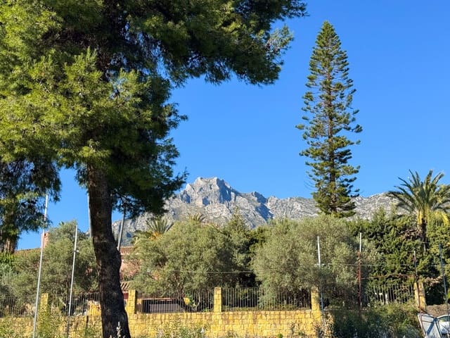 Terreno Não Urbanizado para venda em Sierra Blanca, Marbella - 2 260 000 € (Ref: 9679334)