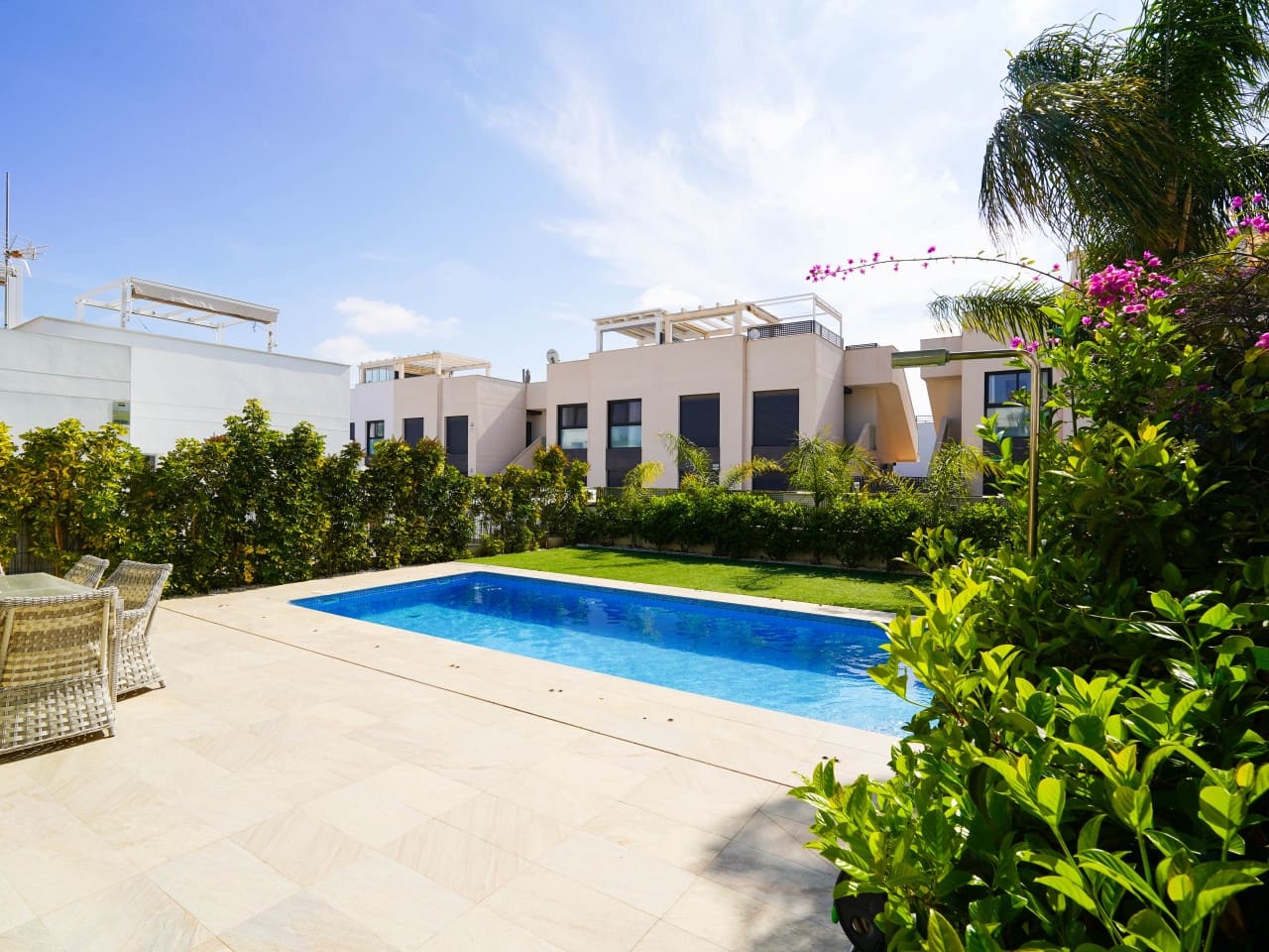 3 chambre Villa/Maison à vendre à Ciudad Quesada avec piscine garage - 459 000 € (Ref: 9691302)