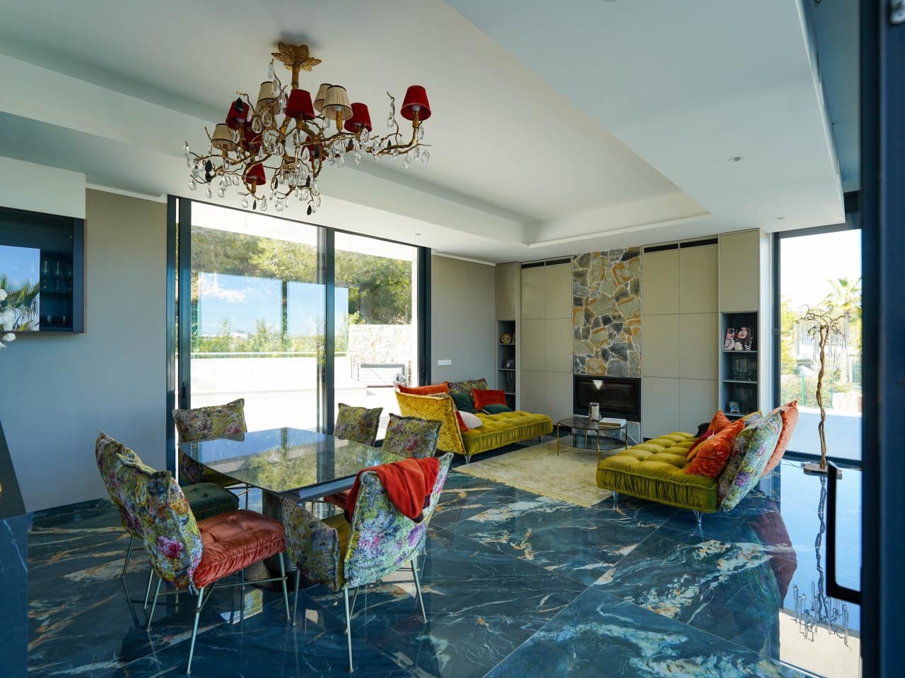 6 bedroom Villa for sale in Las Colinas Golf with pool garage - € 2,195,000 (Ref: 9705124)