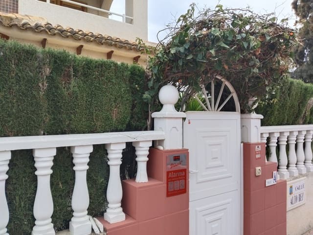 2 chambre Villa/Maison à vendre à Punta Prima, Torrevieja avec piscine - 165 000 € (Ref: 9709250)