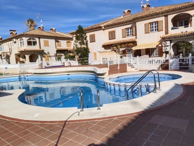2 chambre Villa/Maison à vendre à Punta Prima, Torrevieja avec piscine - 165 000 € (Ref: 9709250)