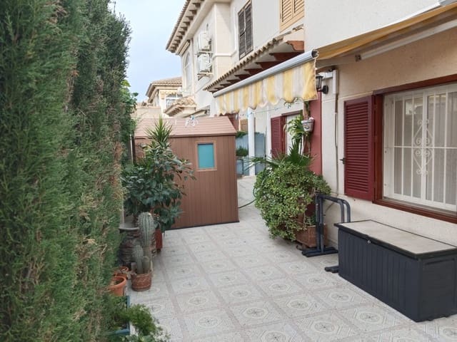 2 chambre Villa/Maison à vendre à Punta Prima, Torrevieja avec piscine - 165 000 € (Ref: 9709250)