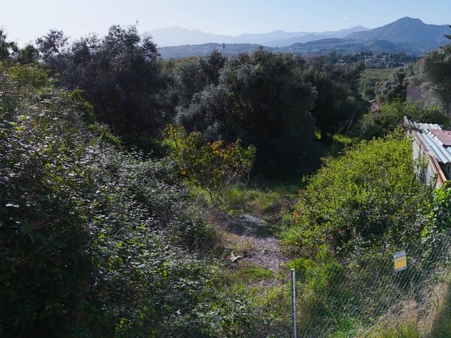 Ubebygd land til salgs i San Pedro de Alcántara Pueblo, Marbella - € 2 950 000 (Ref: 9722647)