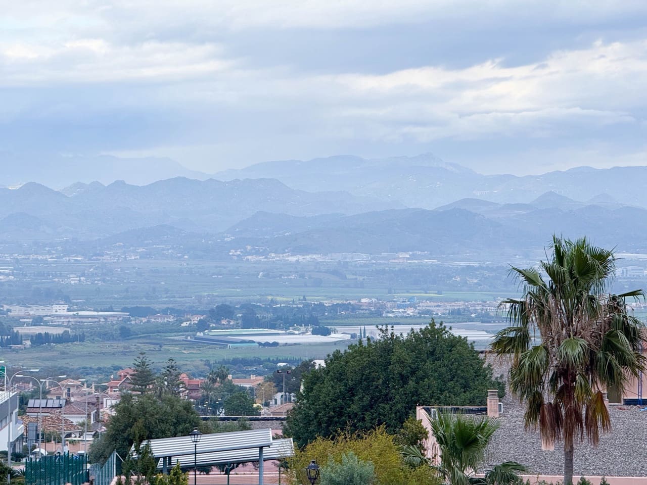 3 makuuhuone Huvila myytävänä paikassa Alhaurin de la Torre mukana uima-altaan - 625 000 € (Ref: 9722648)