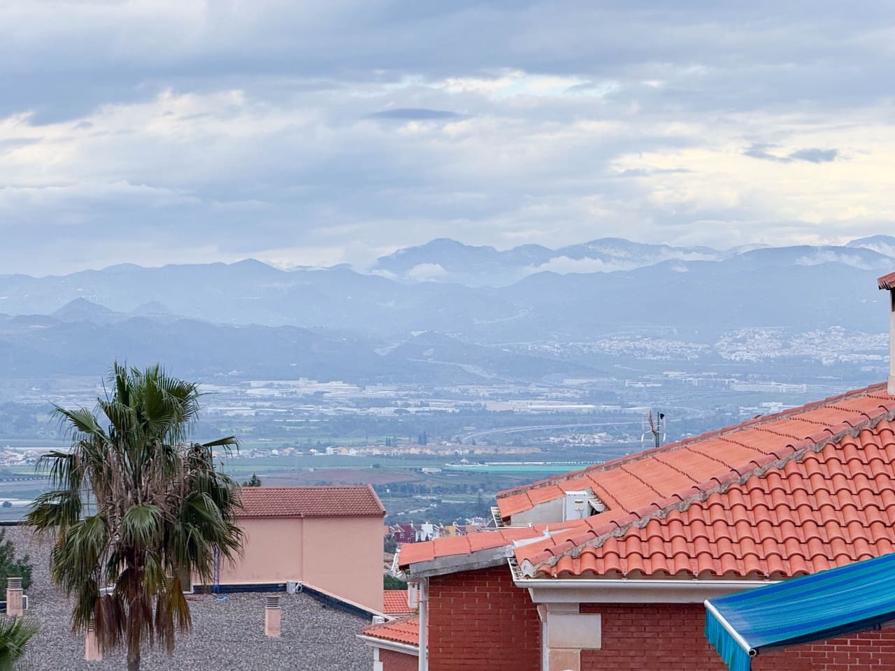 3 makuuhuone Huvila myytävänä paikassa Alhaurin de la Torre mukana uima-altaan - 625 000 € (Ref: 9722648)