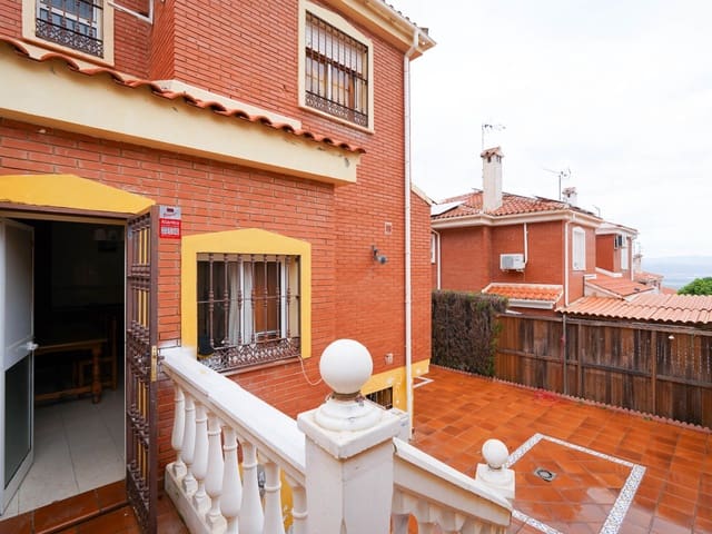 3 bedroom Villa for sale in Alhaurín de la Torre with pool - € 625,000 (Ref: 9722648)