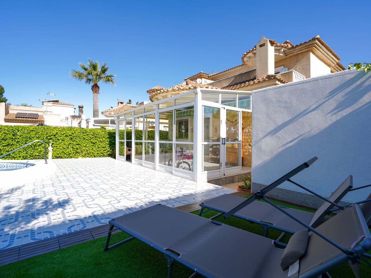 3 bedroom Villa for sale in Los Balcones with pool garage - € 399,000 (Ref: 9726204)