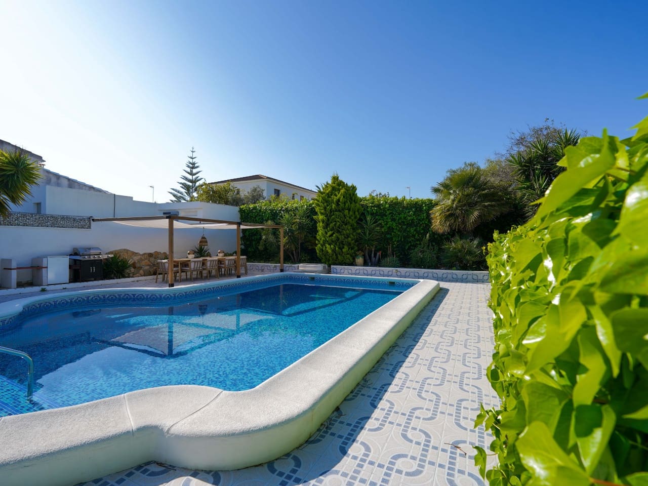 3 bedroom Villa for sale in Los Balcones with pool garage - € 399,000 (Ref: 9726204)