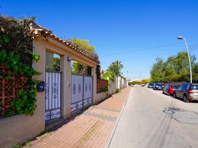 3 bedroom Villa for sale in Los Balcones with pool garage - € 399,000 (Ref: 9726204)