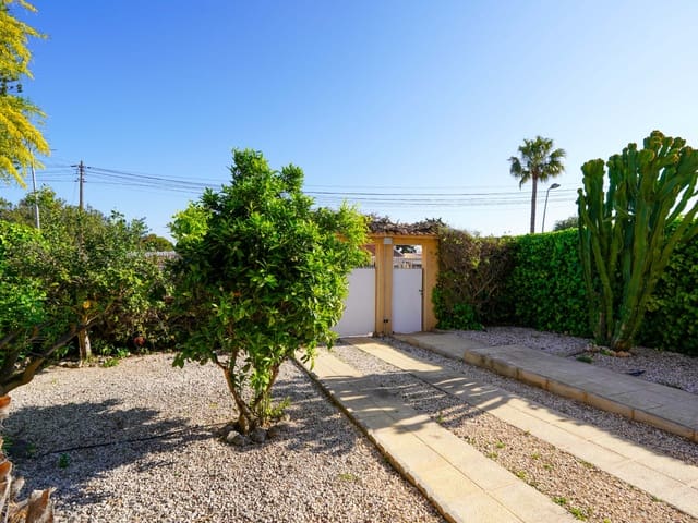 3 bedroom Villa for sale in Los Balcones with pool garage - € 399,000 (Ref: 9726204)