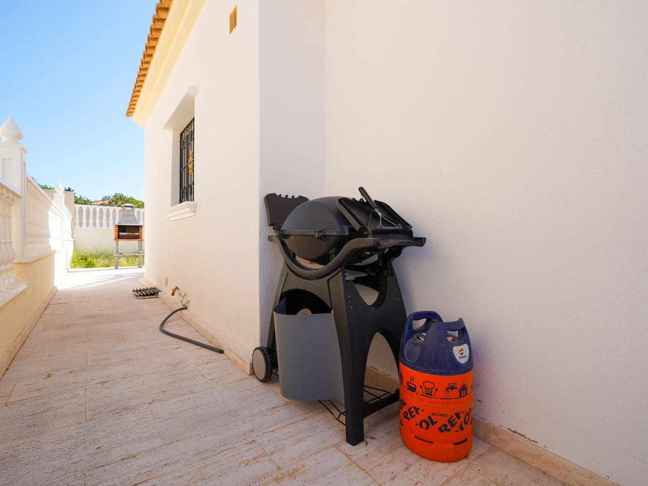 3 bedroom Villa for sale in Villamartin with pool garage - € 499,000 (Ref: 9730810)