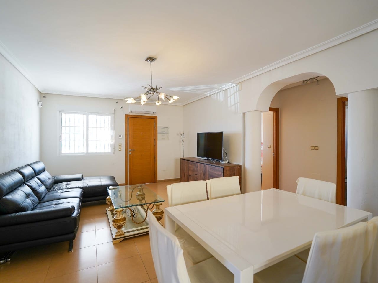 3 bedroom Villa for sale in Villamartin with pool garage - € 499,000 (Ref: 9730810)