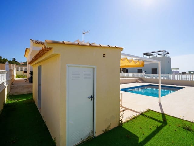 3 bedroom Villa for sale in Villamartin, Orihuela with pool garage - € 499,000 (Ref: 9730810)