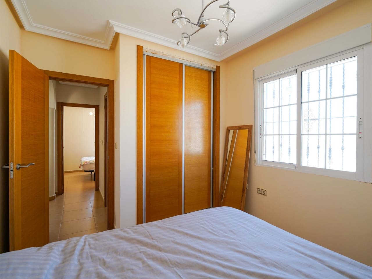 3 bedroom Villa for sale in Villamartin with pool garage - € 499,000 (Ref: 9730810)