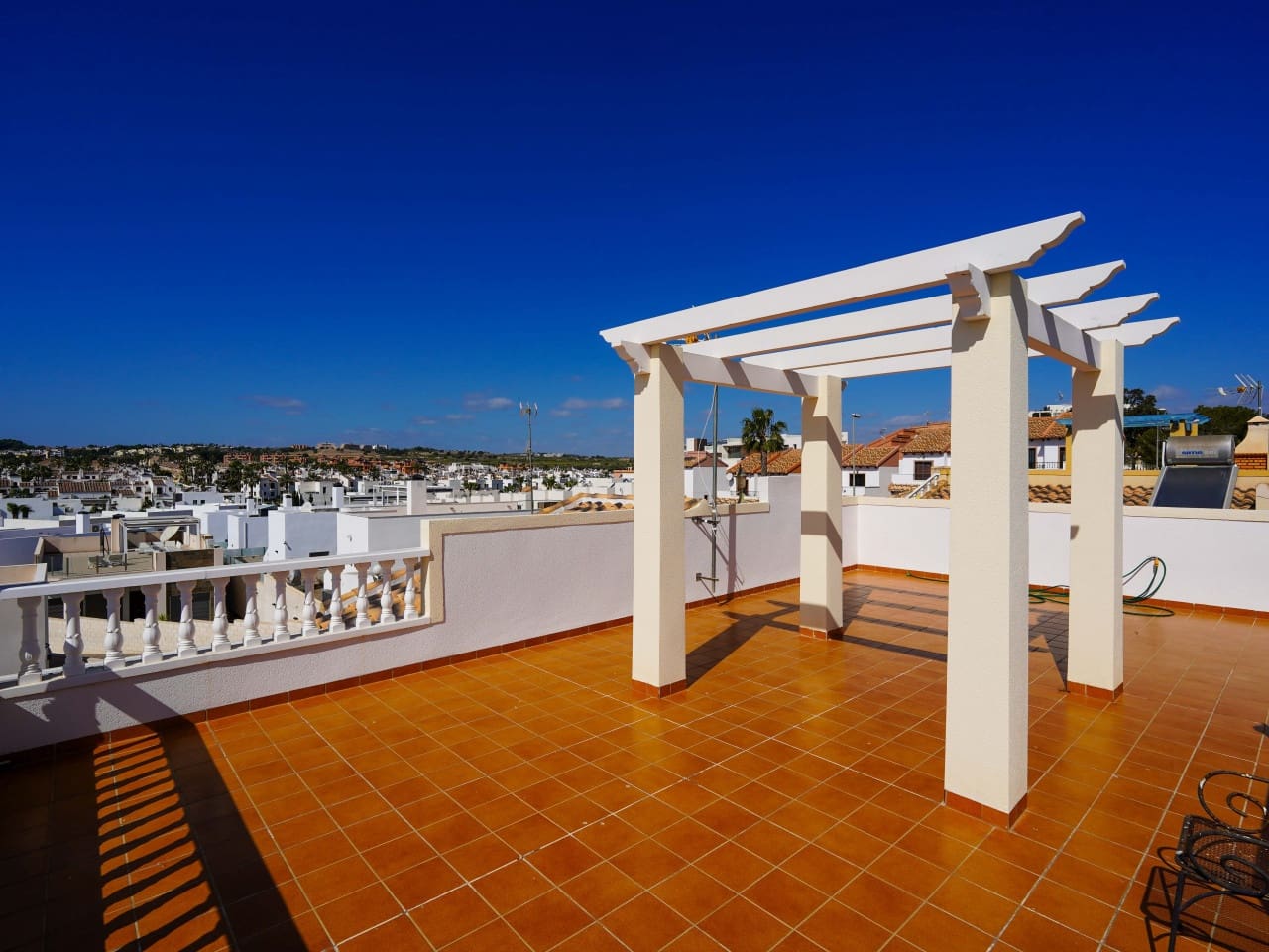 3 bedroom Villa for sale in Villamartin with pool garage - € 499,000 (Ref: 9730810)