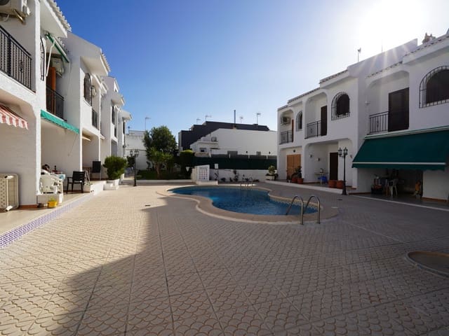 2 soveværelse Byhus til salg i Nueva Torrevieja, Torrevieja med swimmingpool - € 219.000 (Ref: 9733885)